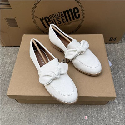 Женские лоферы