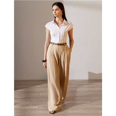 Блузка приталенного кроя с коротким рукавом из легкого хлопкового поплина c эластаном