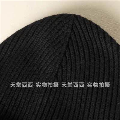 Женская мягкая эластичная шапка  Kar*l Lagerfel*d