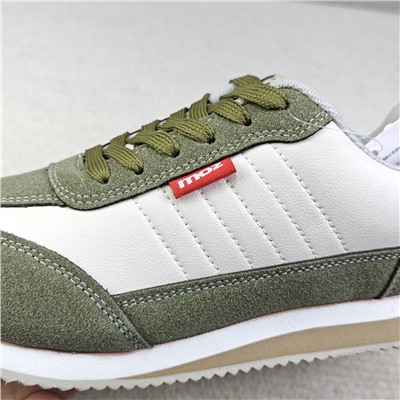 Женские спортивные кроссовки