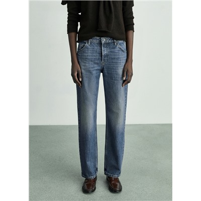 Jeans rectos tiro medio