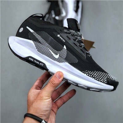 Кроссовки НАЙ*К