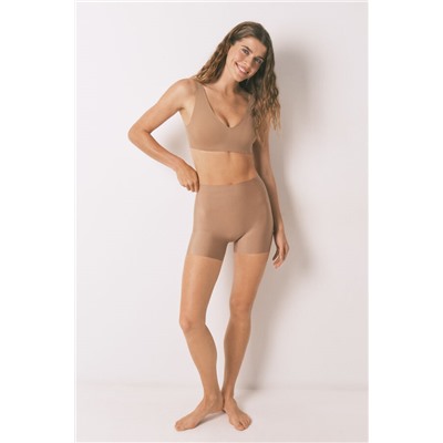 Pantalón corto interior clean cut beige