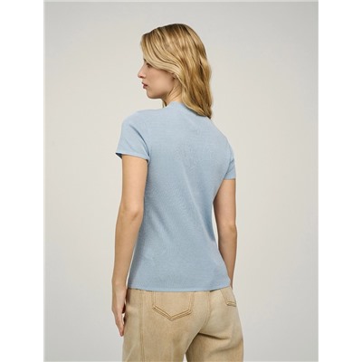 Голубой джемпер с волнообразной застежкой