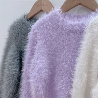 Пушистая кофточка для девочек