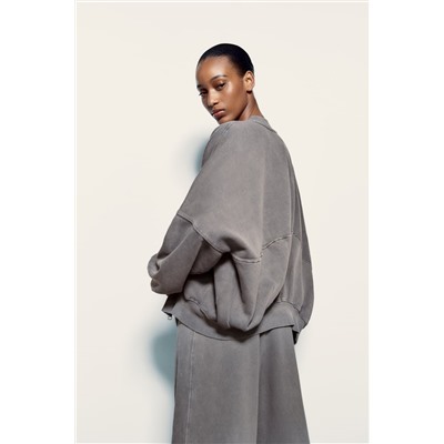 BOMBER SWEATSHIRT WITH ZIP