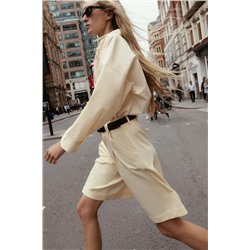 HIGH-WAIST DARTED BERMUDA SHORTS WITH BELT