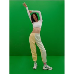 Bluse mit gesprenkelter Textur