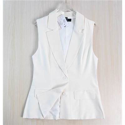 Женский пиджак без рукавов