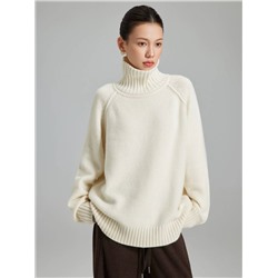 Классический женский свитер с высоким горлом