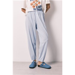 Pantalón carrot 100% algodón estampado rayas