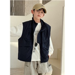 Тонкая жилетка для мальчиков