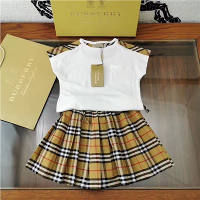 Костюм на девочку