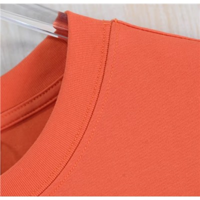 Футболка из плотной хлопковой ткани  ЛОЕВ*Е 💛