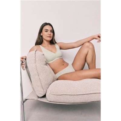 Top halter liso clean cut verde