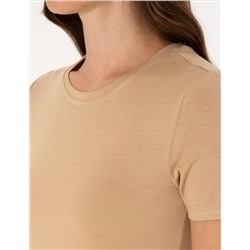 Kum Regular Fit Crop Tişört