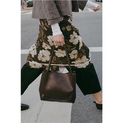 TOTE BAG WITH DETAILS