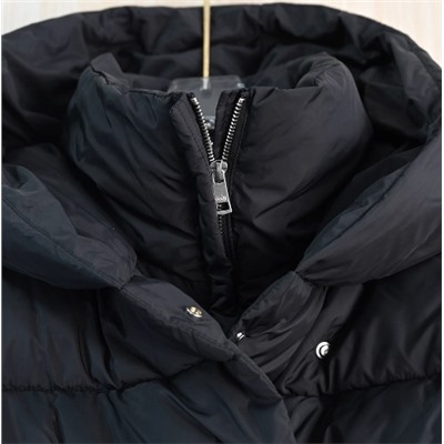 Плотное хлопковое пальто средней длины