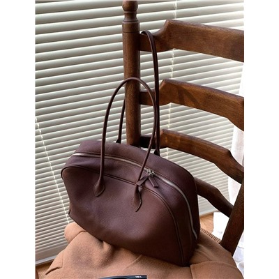 Универсальная и вместительная женская сумка