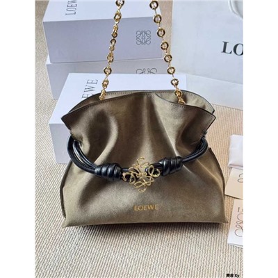 Женская замшевая сумка  LOEW*E