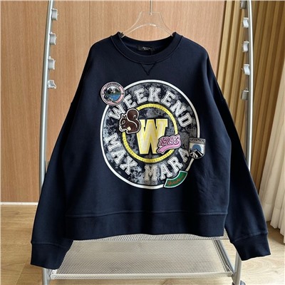 Женская толстовка / свитшот с очень интересными нашивками в ретро стиле Макс Мар*а