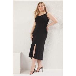 Trendyol Curve Siyah Kalp Yaka Midi Boy Örme Büyük Beden Elbise TBBSS25AH00014