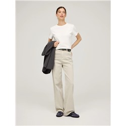 Бежевые базовые джинсы