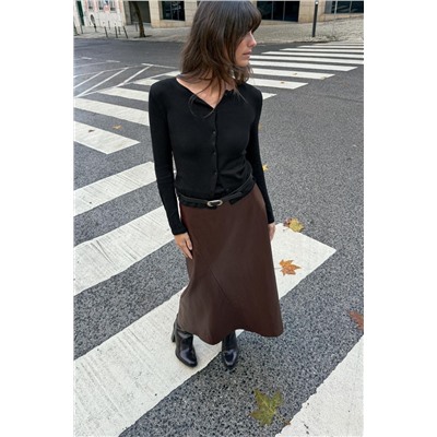 FALDA MIDI EFECTO PIEL CINTURÓN