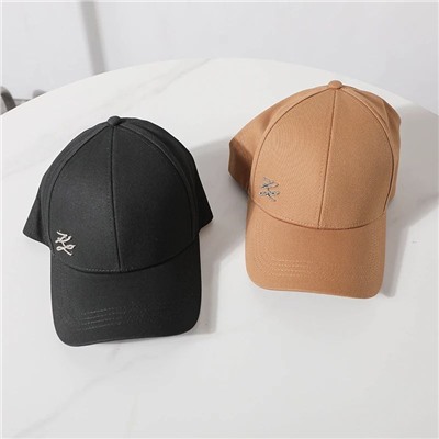 Бейсболка, унисекс 🧢   KARL LAGERFEL*D ОРИГИНАЛ! 😎