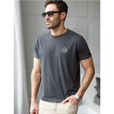 Футболка из премиального хлопка с авторским принтом