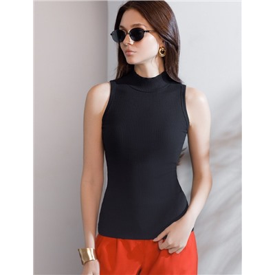 Топ из трикотажа в широкий рубчик