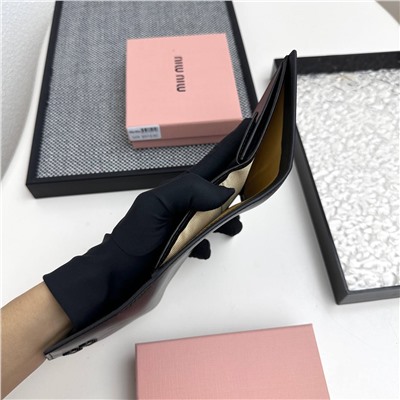 Небольшой кошелек  Mi*u Mi*u