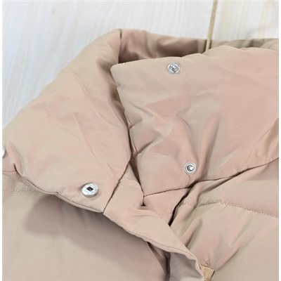 Женский толстый теплый жилет без рукавов с высоким воротом