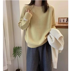 Свитер  с акцентными рукавами