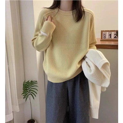 Свитер  с акцентными рукавами