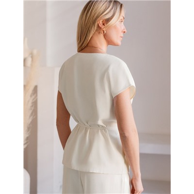 Жилет на запАх с поясом из плотного лиоцелла