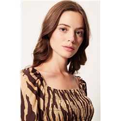 Camiseta Marrón y beige