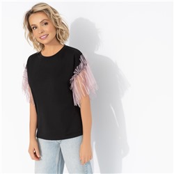 Футболка нарядная, Мелькать на экранах