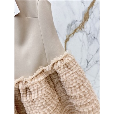 Нежное мини платье с кружевом ВАЛЕНТИН*О