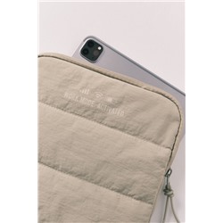 Funda tablet acolchada verde logo