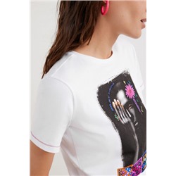 Camiseta arty pespuntes