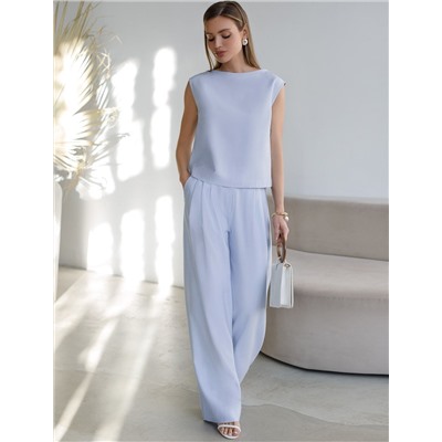 Топ c вырезом лодочка из плотного лиоцелла