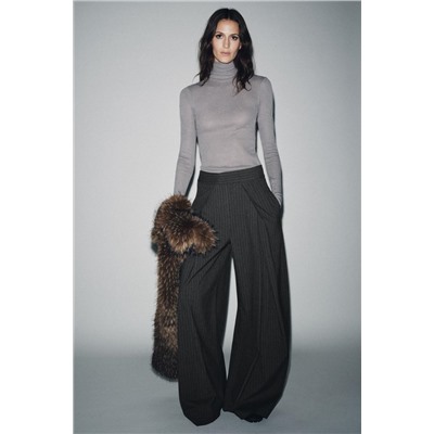 PANTALÓN RAYA DIPLOMÁTICA PINZAS ZW COLLECTION