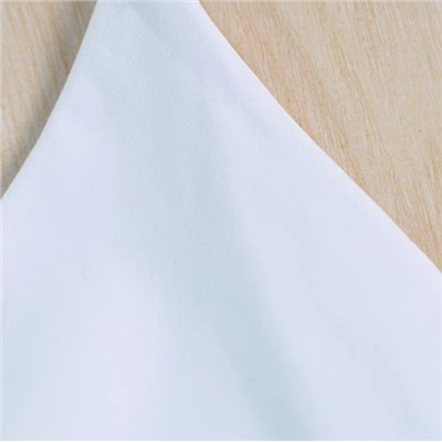 Женский спортивный топ