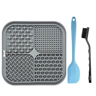 Коврик для лизания. В наборе лопаточка и щетка для чистки коврика