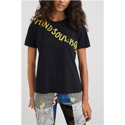 Camiseta slim cuentas estrás