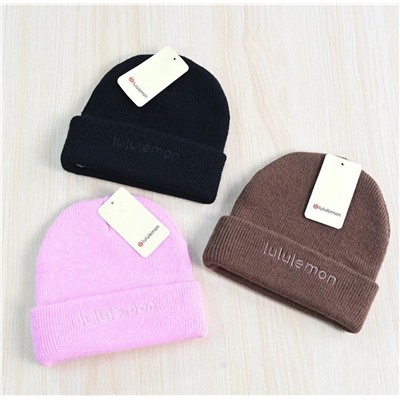 Плотная теплая вязаная шапка из смеси хлопка и шерсти с вышитыми буквами ЛУЛУЛЕМО*Н