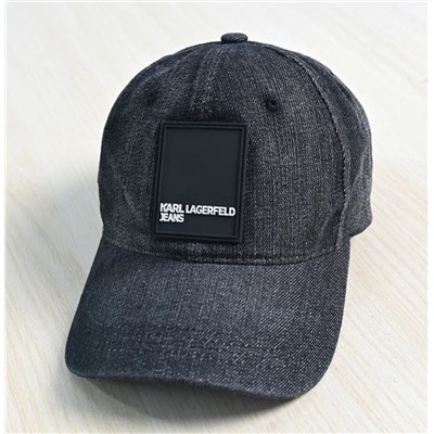 Бейсболка унисекс из мягкой резины с нашивкой КАР*Л 😎