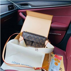 Небольшая сумка Loui*s Vuitto*n 👕  Реплика