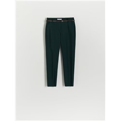 Chinohose mit Gürtel